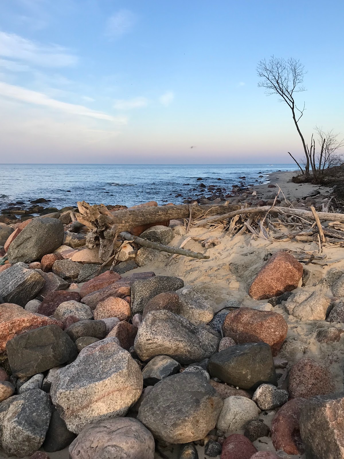 Маяк мыса Таран (Филинская бухта, Калининградская область, Россия)