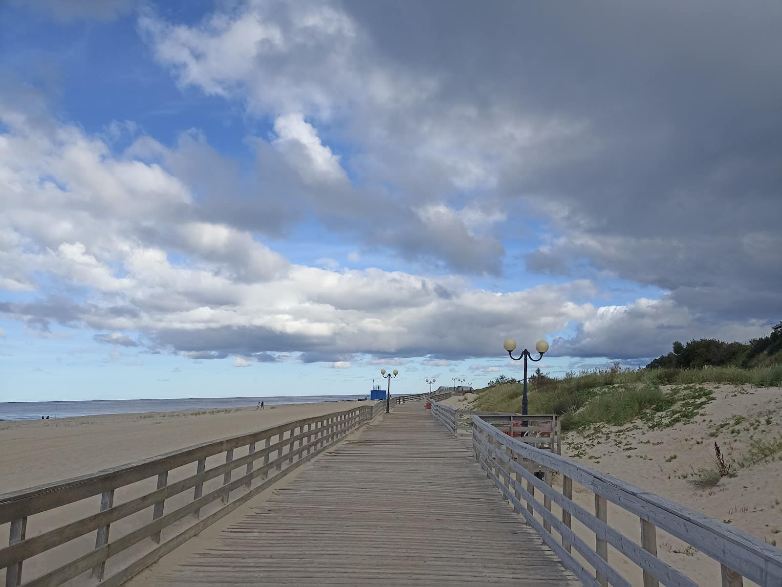 Пляж Янтарный (Янтарное, Калининградская область, Россия)