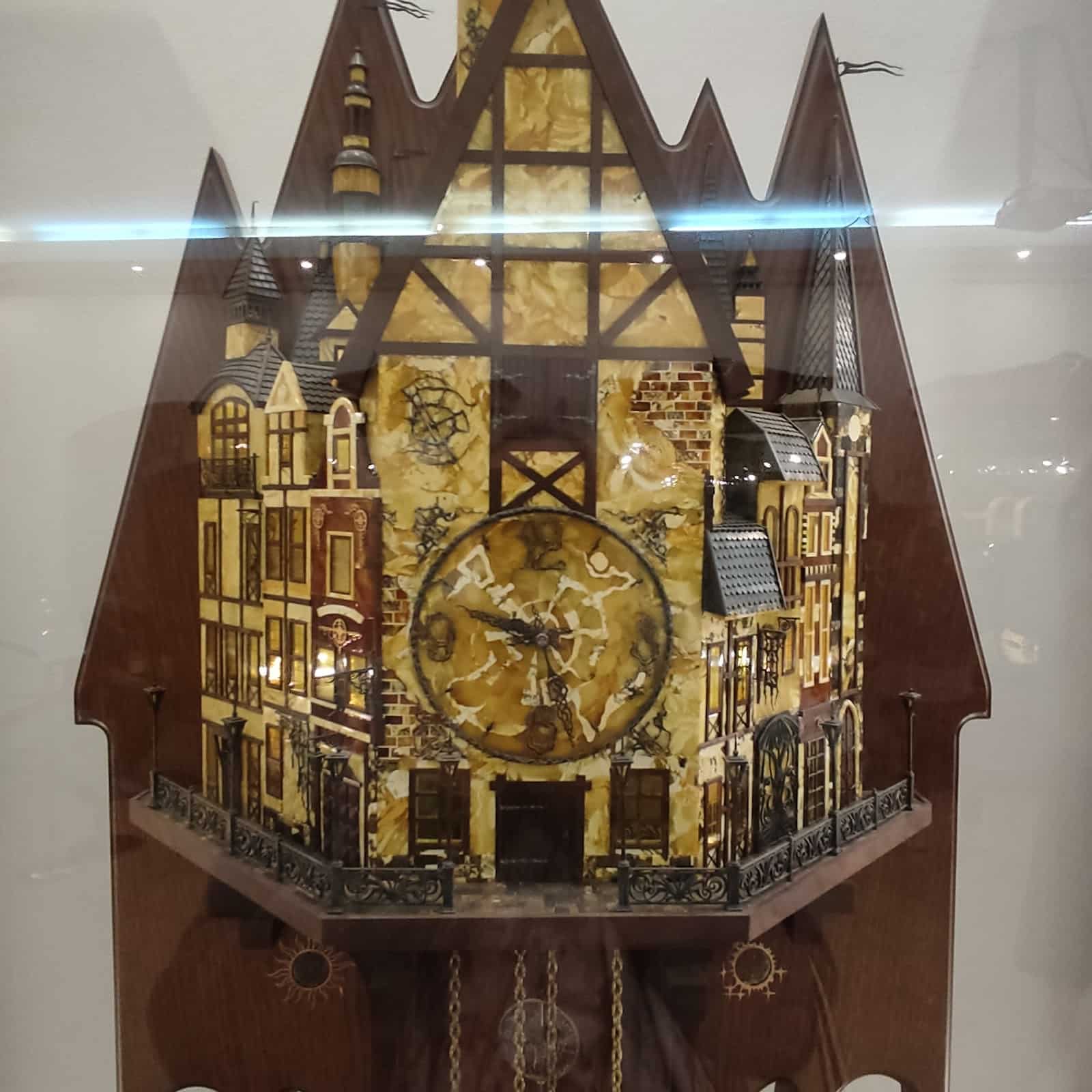 Хомлины и янтарь: магическая связь