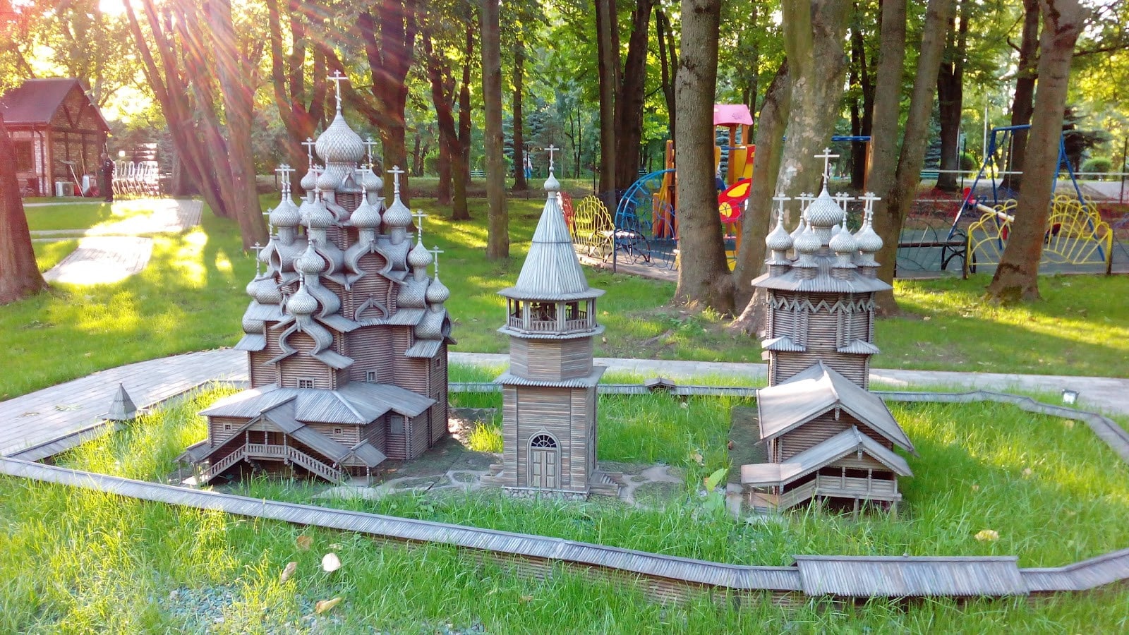 Миниатюрный Калининград: Путешествие по России в парке «История в архитектуре»