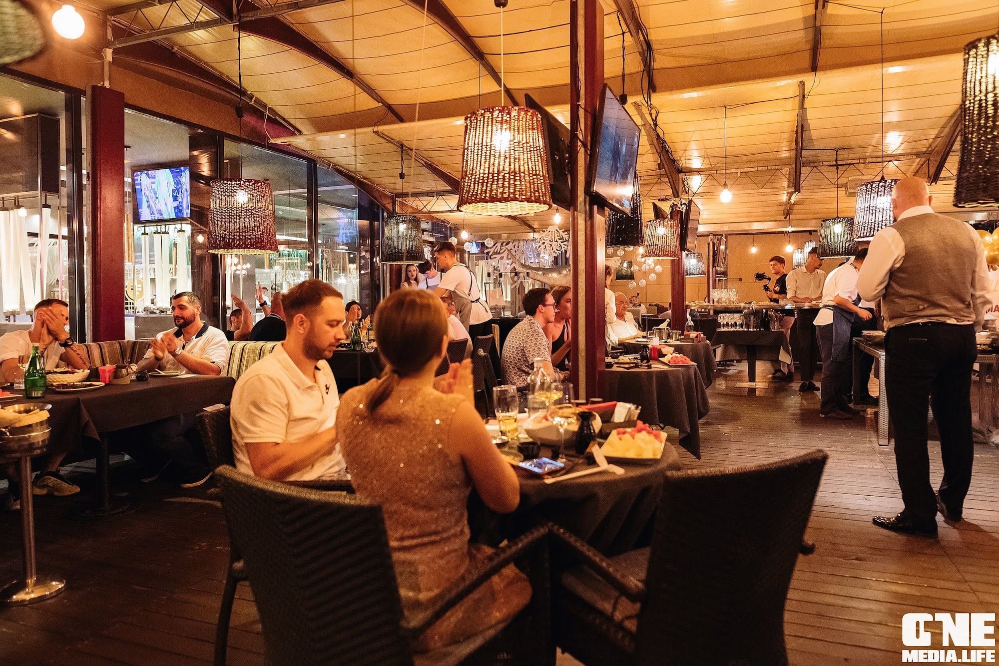 Где пробовать и покупать: лучшие рынки, магазины и пивные заведения