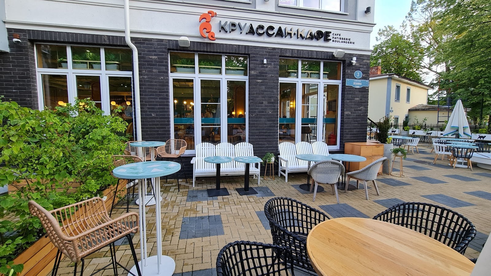 Круассан-кафе