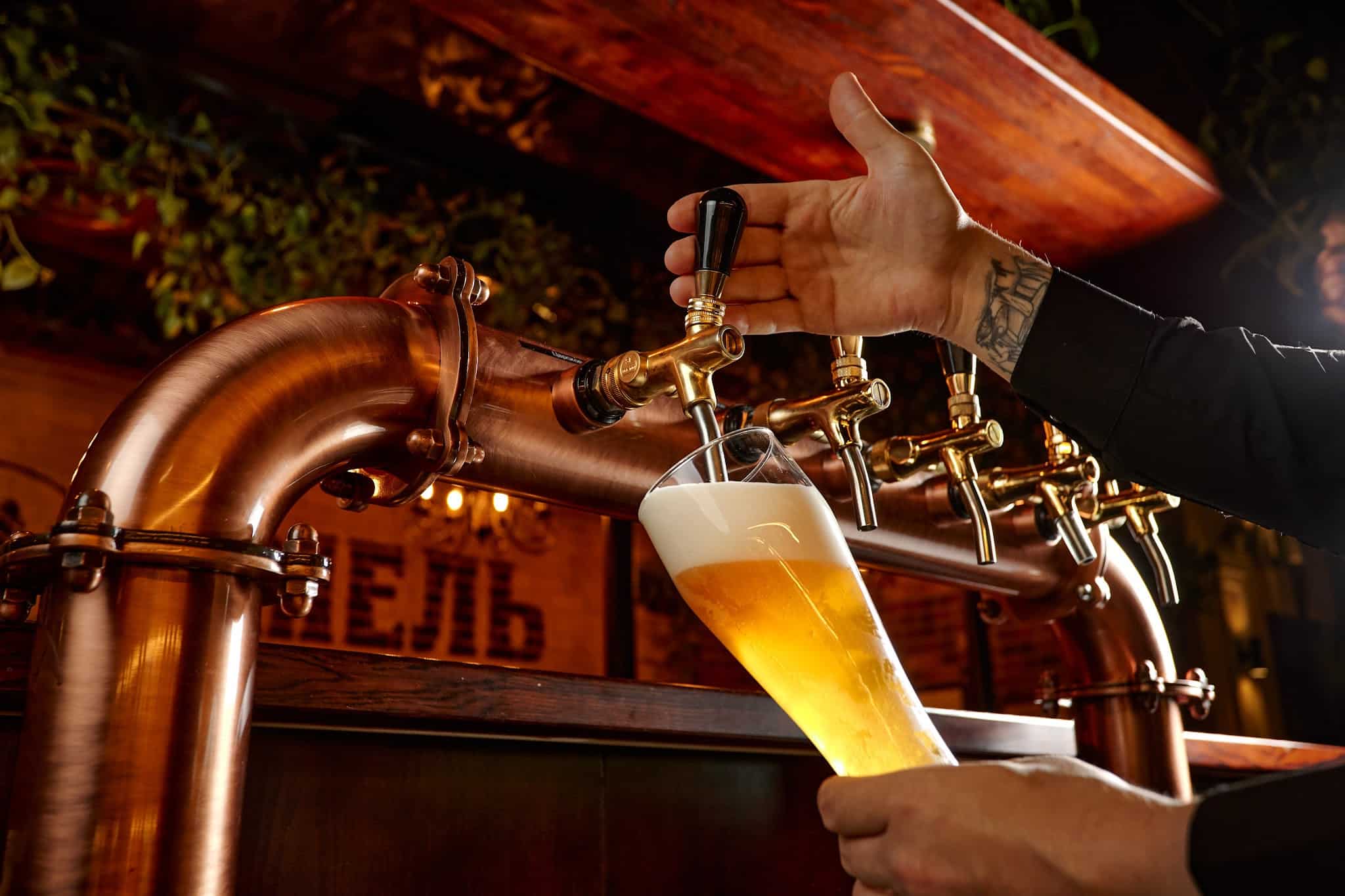 РЕСТОРАН-ПИВОВАРНЯ &quot;ХМЕЛЬ&quot;